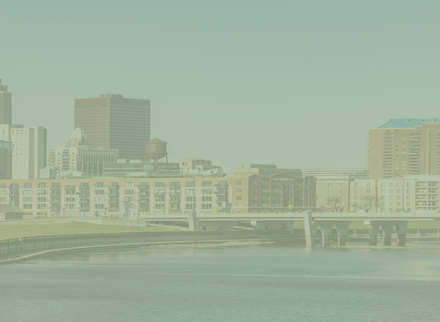 Des-Moines-header.png