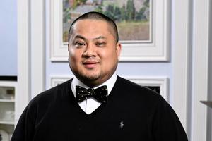 Thanh Le Headshot.jpg